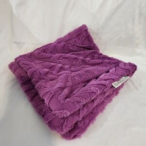 Minky Couture‎ 29x29 Blanket. Lap Blanket. Kid Blanket. Soft.